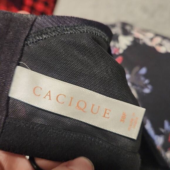 Cacique Size 38F Lightly Lined Balconette Bra Black Floral - Picture 3 of 4